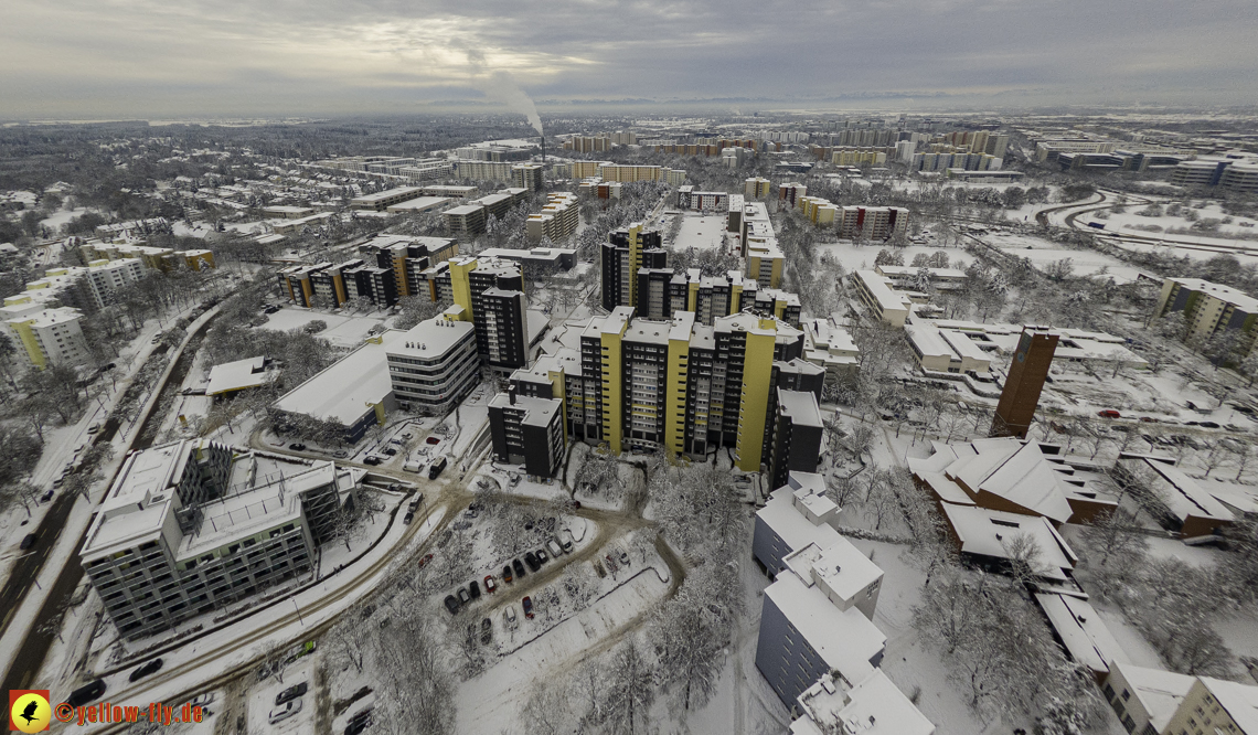 04.12.2021 - Karl-Marx-Ring und Marx-Zentrum in Neuperlach